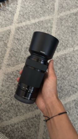 Sony E 55-210mm f/4.5-6.3 OSS Lens