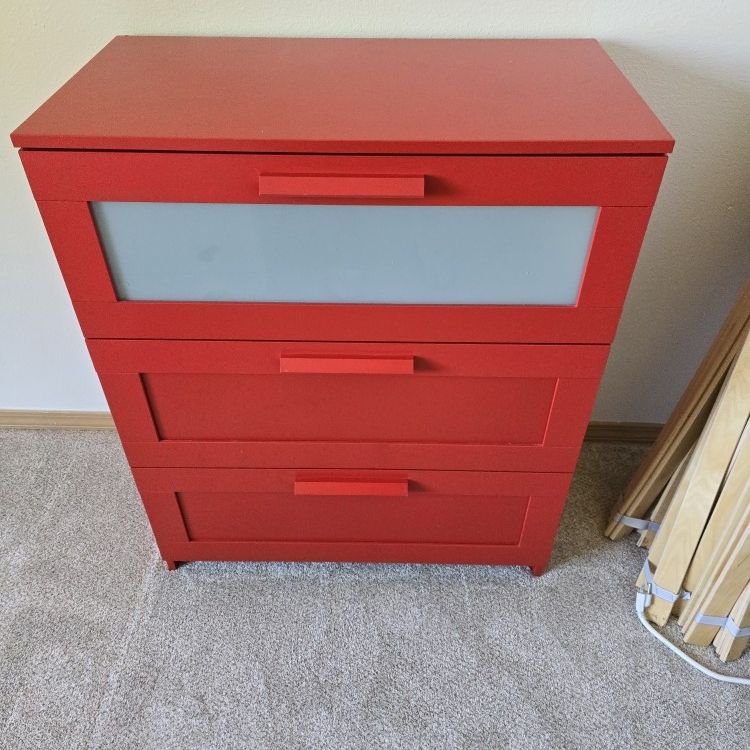 Ikea Brimnes Dresser for Sale in Everett, WA - OfferUp