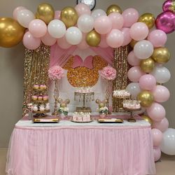 Minnie Candy Table