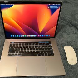 MACBOOK PRO 15" i7 2.8 GHz 16GB RAM 256GB SSD w/ TOUCHBAR and MAGIC MOUSE