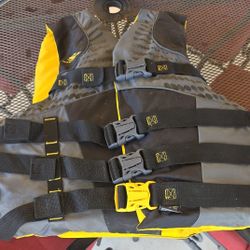 Sterns Adult Hydropene Vest/Life Jacket 