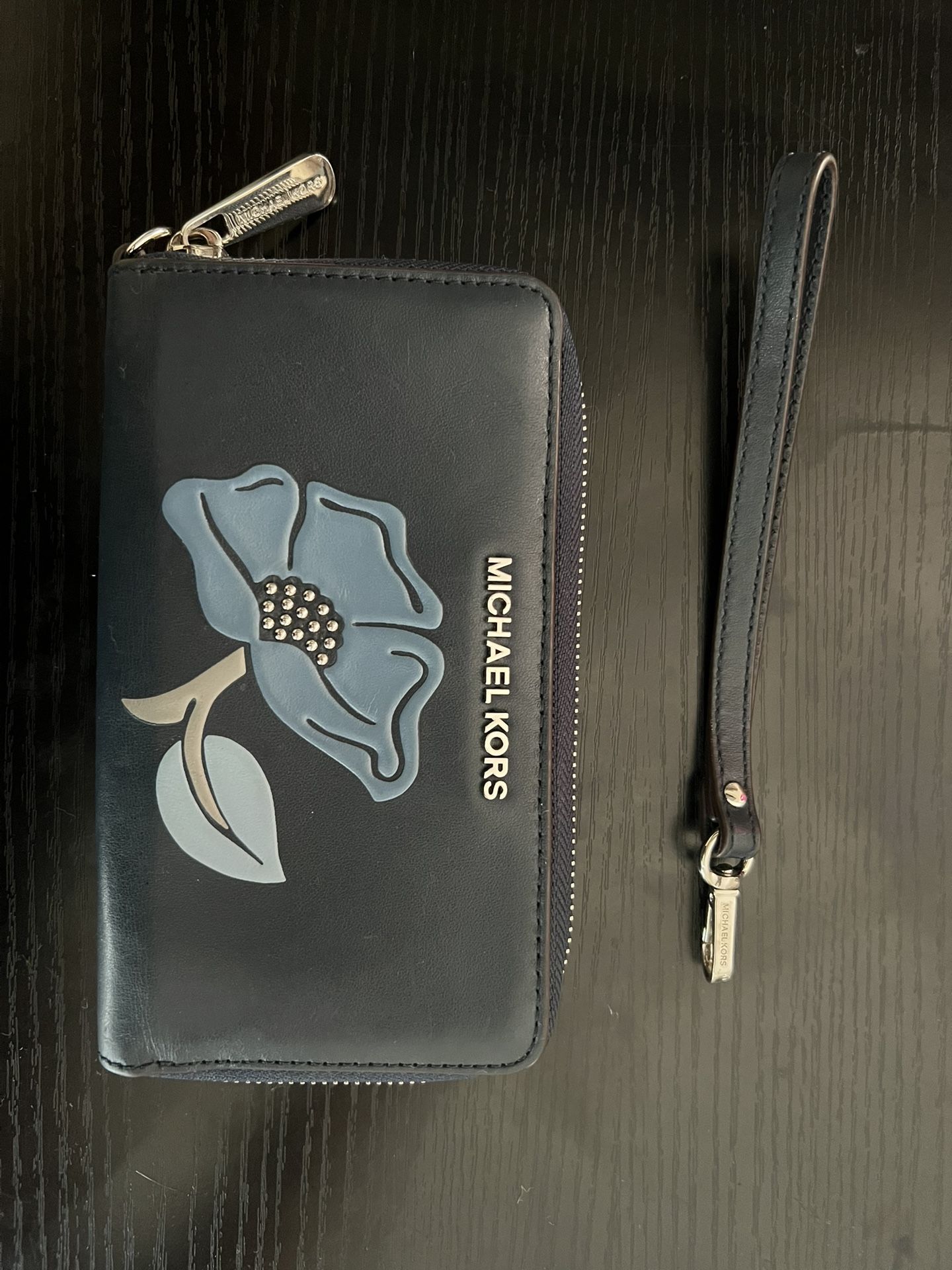 Michael Kors Long Zip Around Wallet
