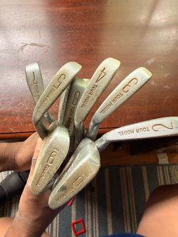 Titleist forged tour model iron set