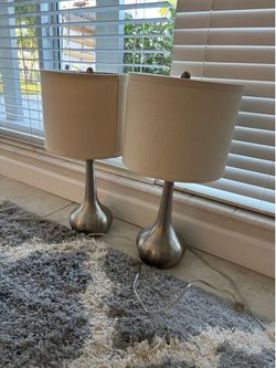 2 Lamps