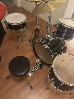 Pearl Drumset