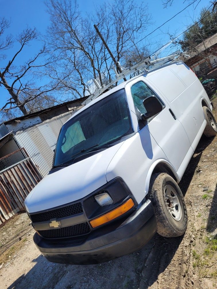 2010 Chevrolet Express