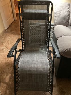 Zero Gravity Lounge Chair Recliners BRAND NEW x2