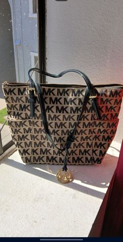 Michael Kors MK Signature Tote Bag