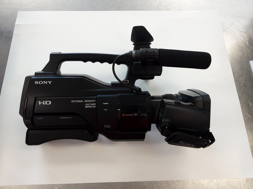 【キャリーバッグ＆充電器付き】SONY HXR-MC2000 Sony HXR-MC2000E Review - YouTube