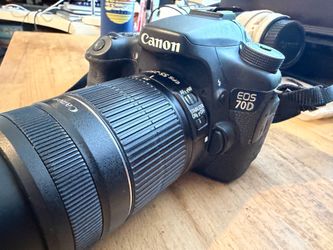 Canon 70D DSLR Fantastic Condition