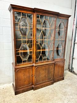 Mahogany Georgian-Style Breakfront Bookcase Cabinet