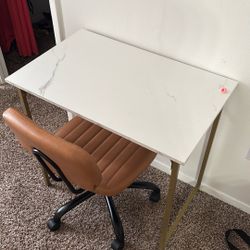 Desk And Chair 40$ For Both 