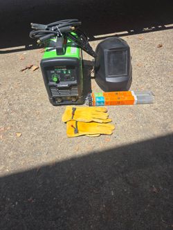Titanium stick 225 welder