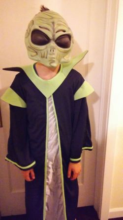 Alien costume