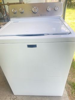 Whasher Maytag works great