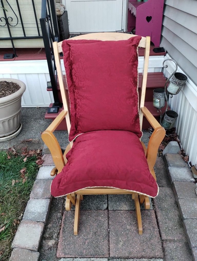 Wooden Glider Rocking Chair With Padding