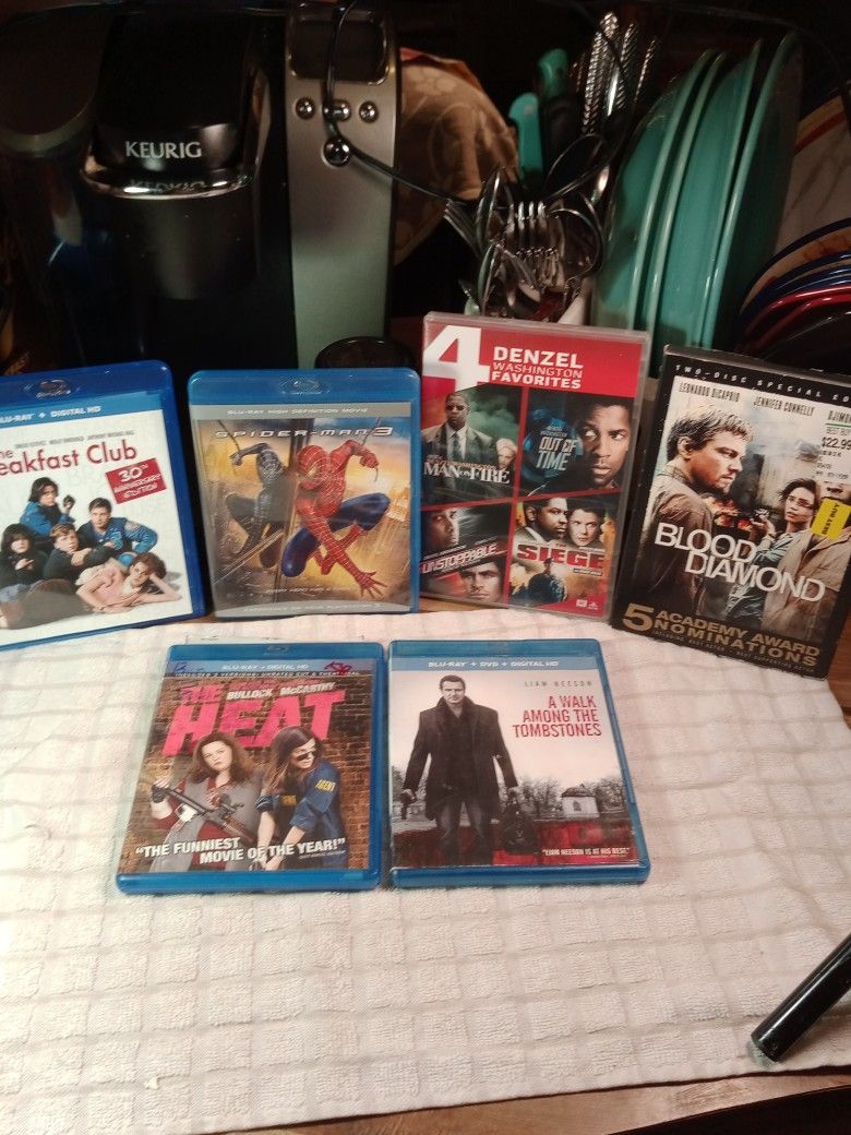 DVD And Blue Ray Lot Of https://offerup.com/redirect/?o=Ni5CZXN0 Offer Accepted 
