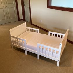 Toddler Bed 