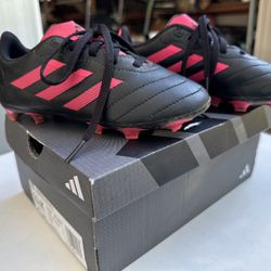 Girls Adidas Soccer Cleats, Size 11K