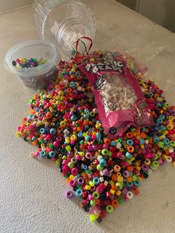 Beads--(100s) different colors-new pack of smile beads-some letters multi color beads
