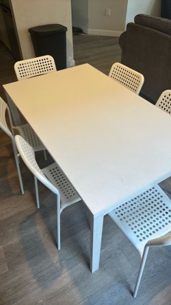 IKEA dining table with 6 chairs