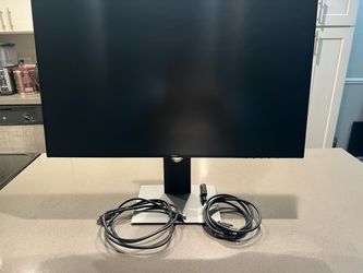 The Dell UltraSharp U2719DX 27-inch WQHD (2560 x 1440) IPS monitor released in late 2018 designed primarily for office, productivity, and creative wo