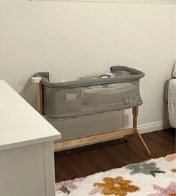 Newton bedside sleeper bassinet
