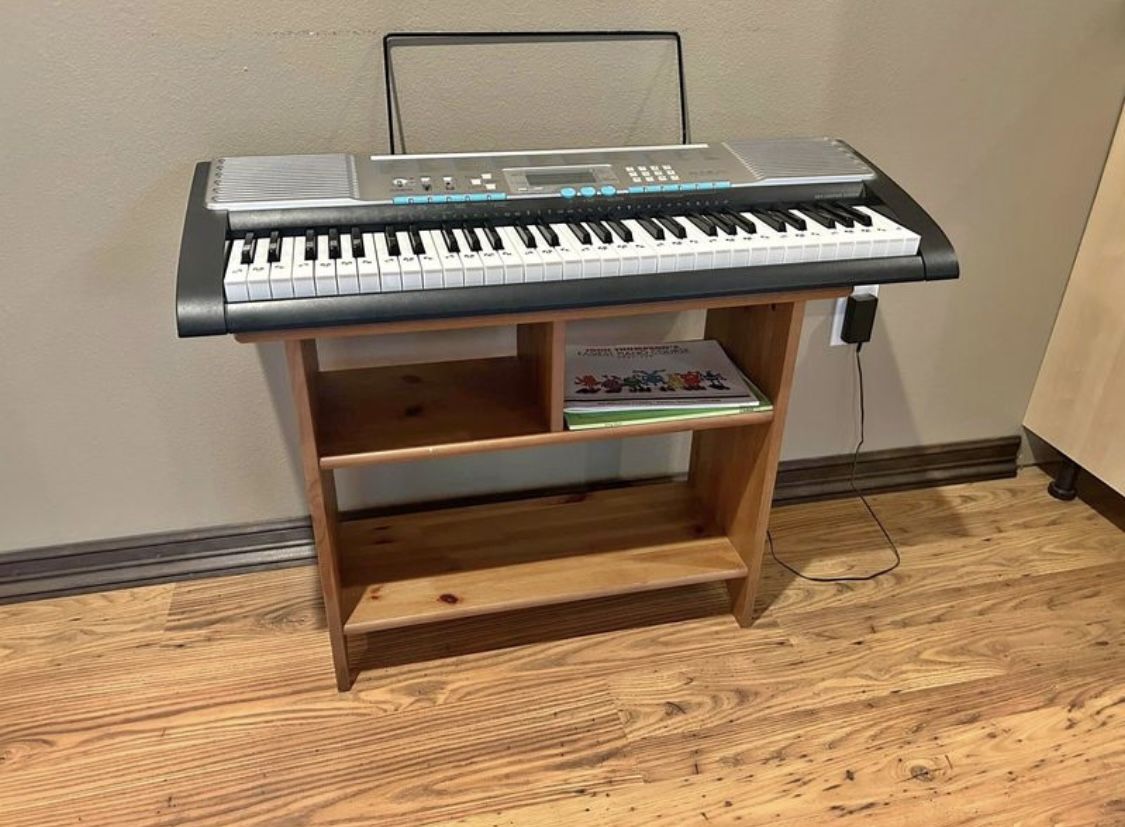 Casio Electric Keyboard/piano