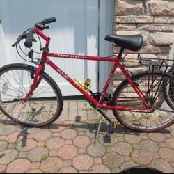 Bike Ready To Go Riding $100 FUJI MOUNTAIN BIKE 