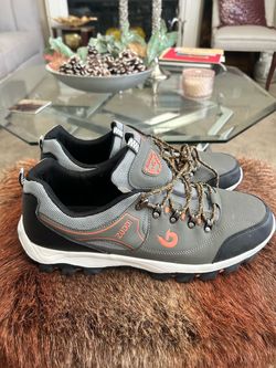 ZUODI Men’s Outdoor Hiking Shoes / Sneakers — Size 15