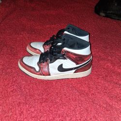 Jordan 1 Mid Wear Away Chicago 