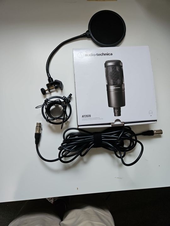 Audio-Technica AT2020 Cardioid Condenser Studio XLR Microphone w Accessories