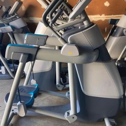 Precor AMT Elliptical 