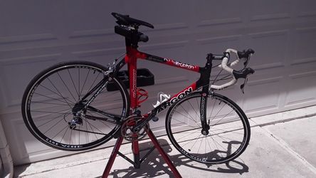 Argon 18 Krypton Full Carbon Road Bike + Stand, New Tool Box/Tools and Extras