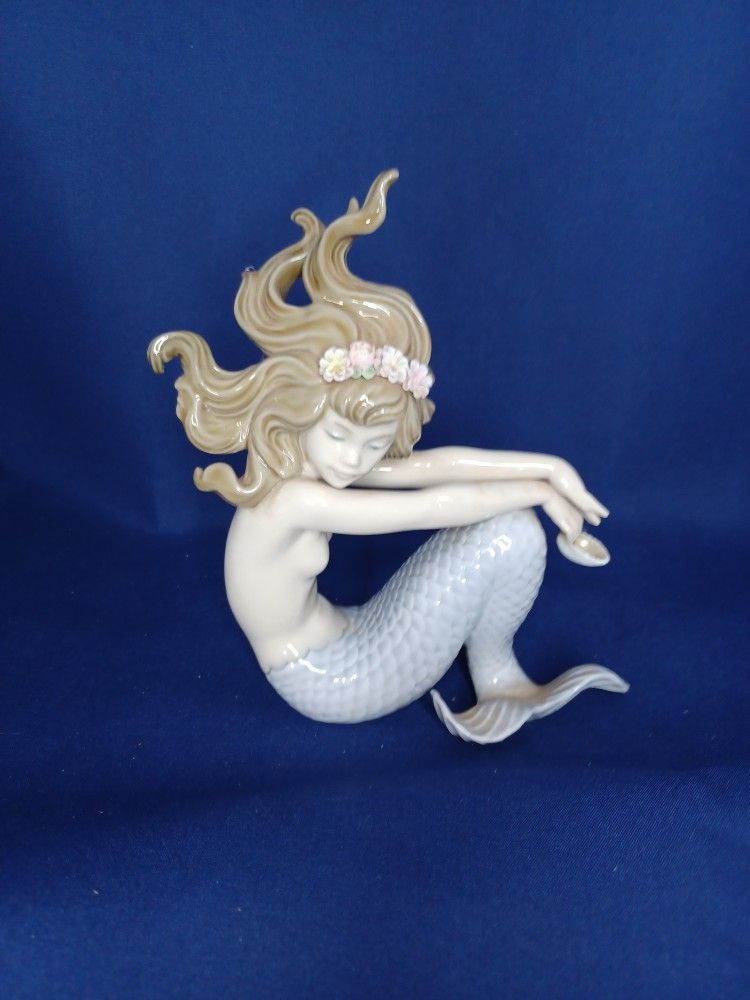 LLADRO #1413 "ILLUSION" MERMAID GIRL FINE PORCELAIN FIGURINE 