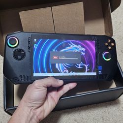 MSI Claw Ultra 7, Intel Arc, 16gb ram, 512gb ssd. Used but like new condition. Still have factory seal on the screen. Comes with original box and char