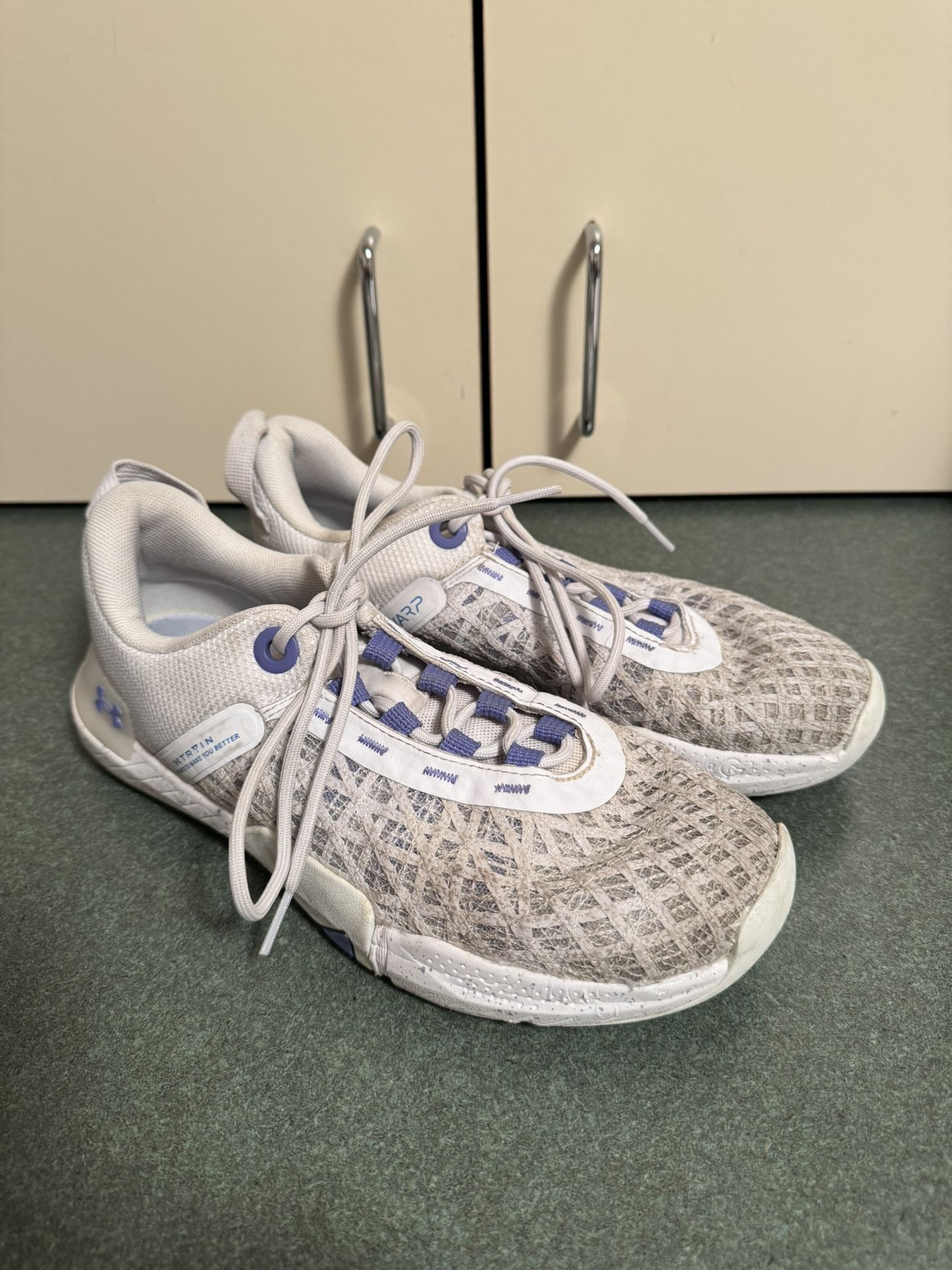 Under Armour Women's Tribase Reign 5 Pro Running shoe (contact info removed)-102 Size 9 