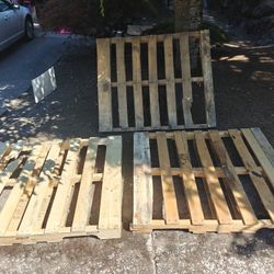 FREE pallets 