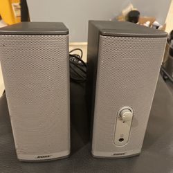  Bose Speakers