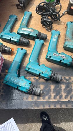 Makita 6095D Drill