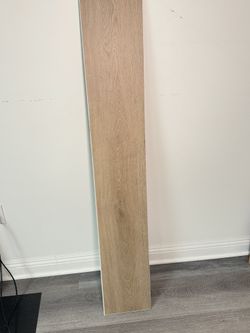 Lauxury Vinyl Flooring 