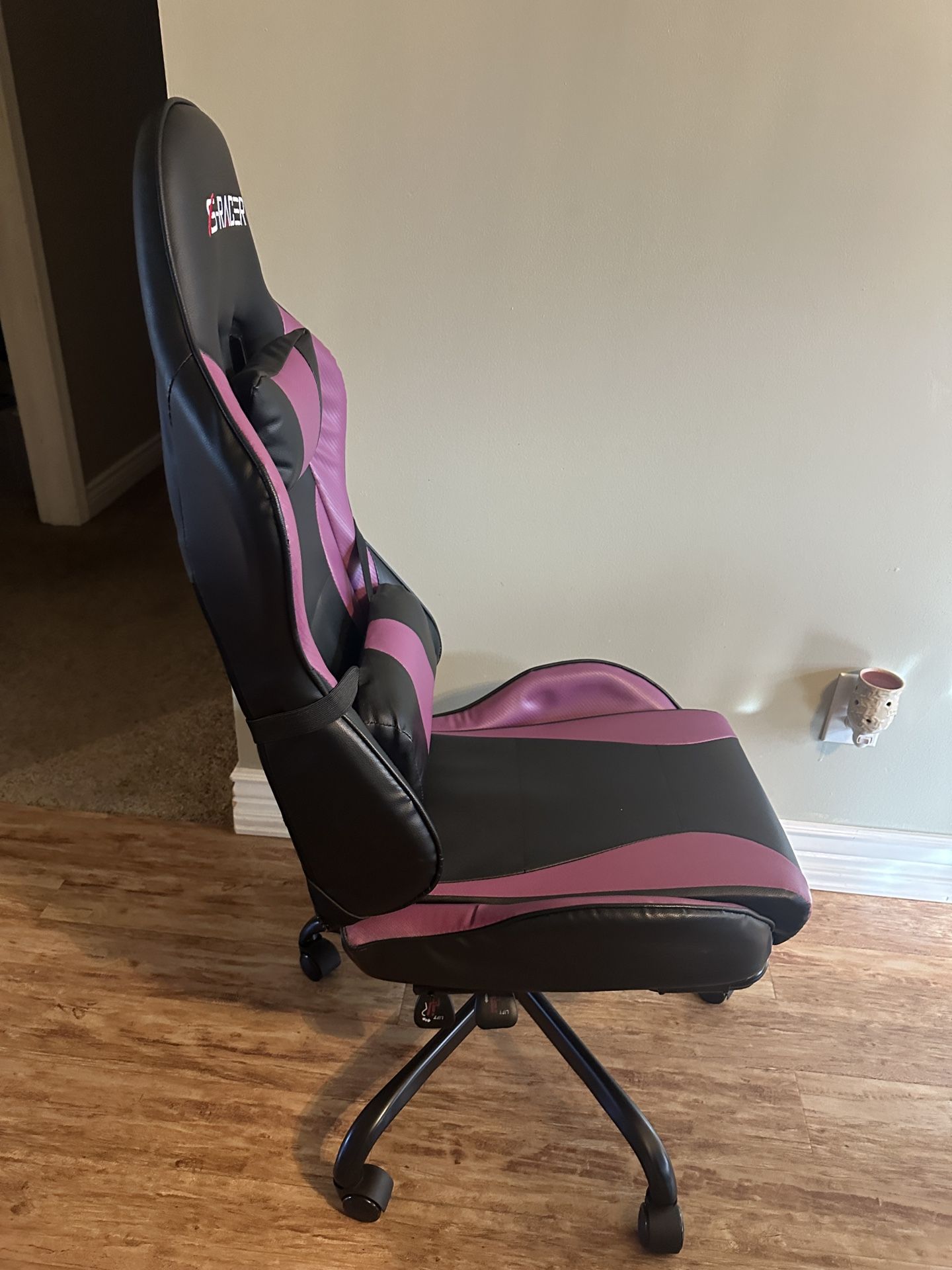 Homall High-Back Massage Adjustable Reclining Ergonomic Faux Leather Swiveling PC & Racing Game Chair with Footrest