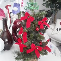 Small Decorated Table Top Christmas Tree 
