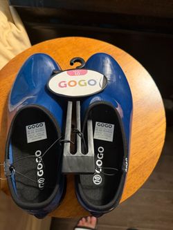 New Garden clogs size 10