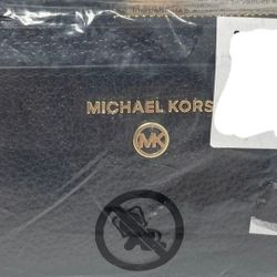 Brand New Michael Kors - Jet Set Charm Small Slim Card Case  Zip Card Case S Nice For Valentine’s Gift 🎁 ❤️
