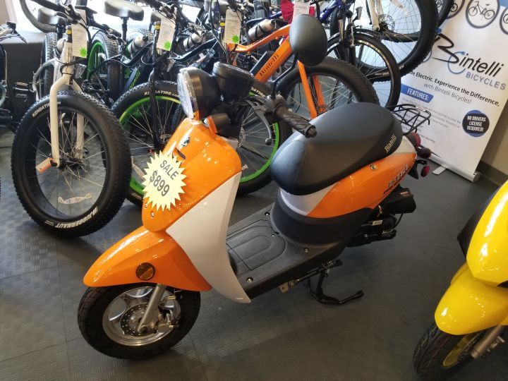 New 49cc Bintelli Breeze Scooter