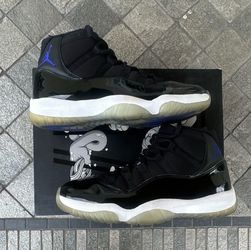 Nike air Jordan 11 space jam