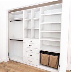 Reach In Closets 2500
