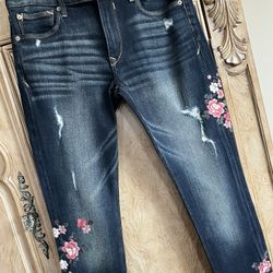 EXPRESS Women’s Distressed Mid Rise Jean Legging w/Embroidered Flowers 🌸 Size 6R (Like New), Org.$ 88
