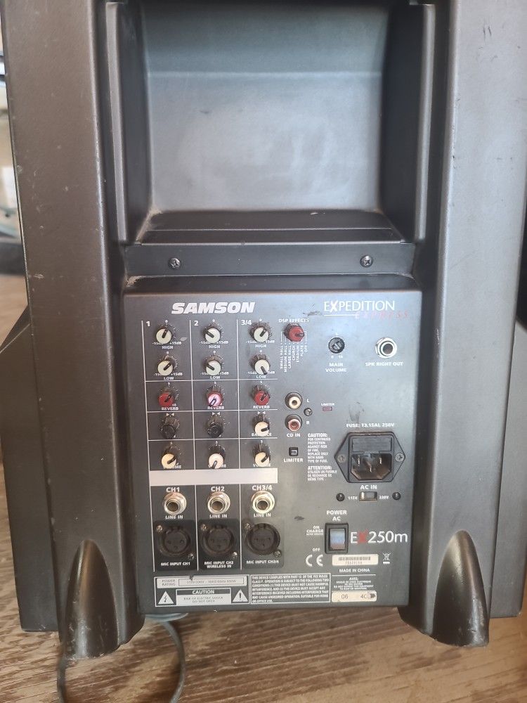 Samson Expedition Express portable P A speaker